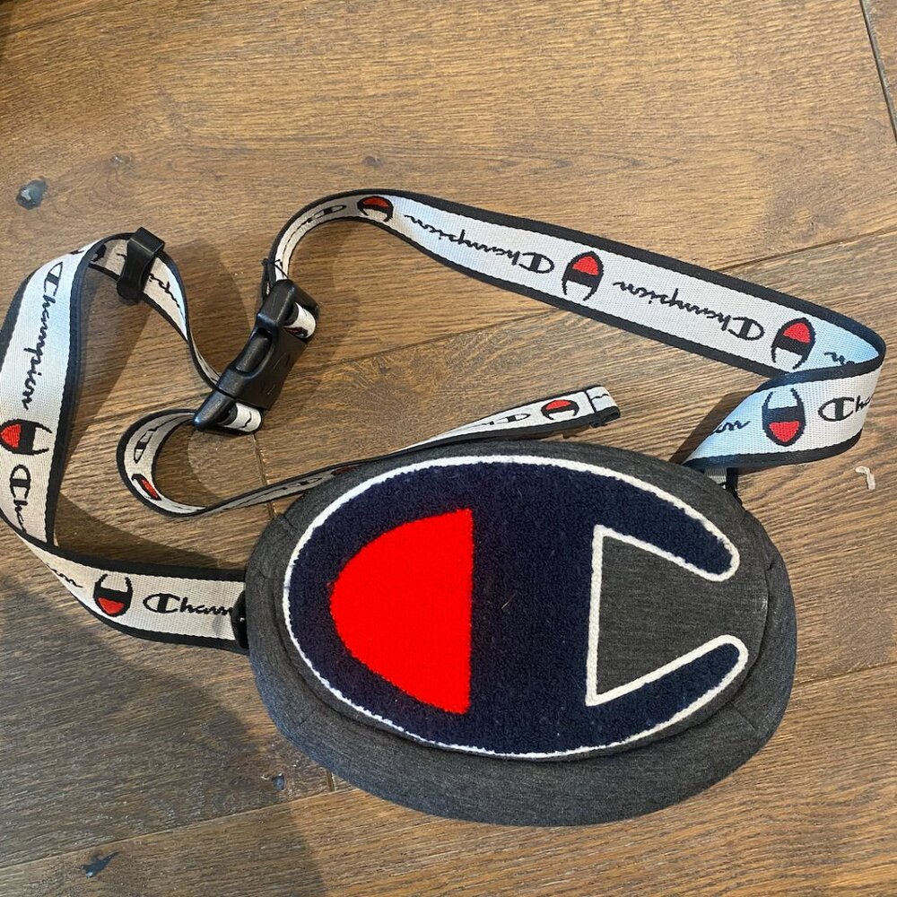 Champions Fanny Pack